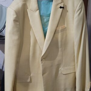 Men's Cream Single-Breasted Notch-Lapel Blazer